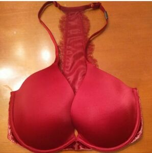 Victoria's Secret Very Sexy Lightly Lined Red Bra 32DDD Rhinestone NWOT